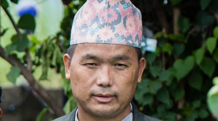 युवा विद्यार्थीहरूबारे