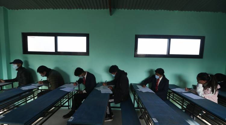 कोरोनाको महामारीसँगै कक्षा १२ को परिक्षा सुरू