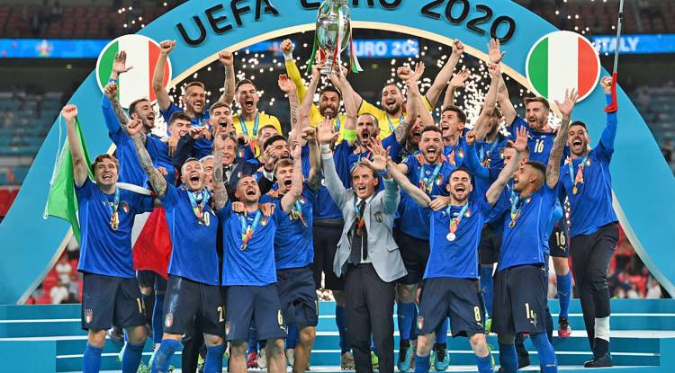 इटलीले ५३ वर्षपछि जित्यो युरोकपको उपाधि