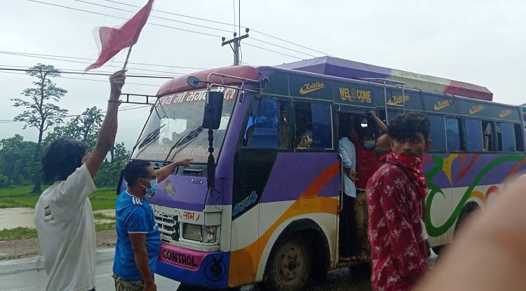 युवा सङ्गठन नेपालद्वारा नवलपरासीमा अनुगमन