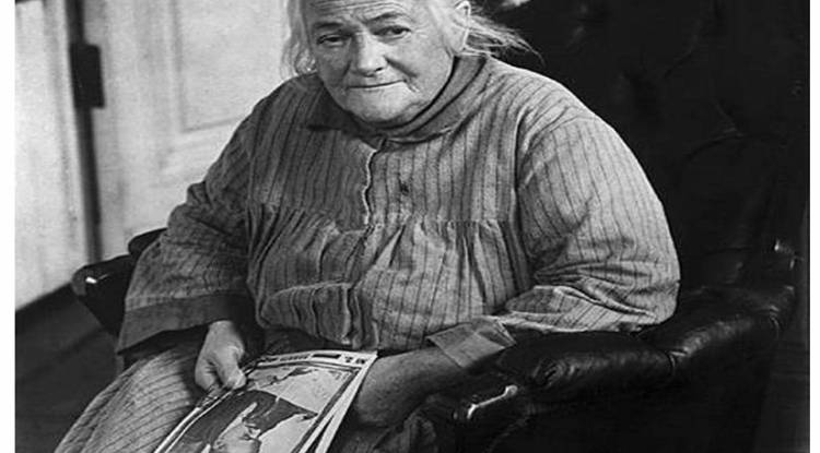 श्रमिक महिलाहरूलाई सम्बोधन 